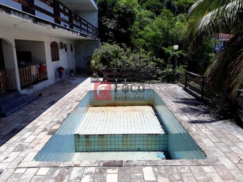 Conheça PISCINA CASA 1 do imóvel - Casa à venda Rua Hermenegildo de Barros,Santa Teresa, Rio de Janeiro - R$ 1.400.000 - FLCA90007 - 7 PISCINA CASA 1 - Casa à venda Rua Hermenegildo de Barros,Santa Teresa, Rio de Janeiro - R$ 1.400.000 - FLCA90007 - 7