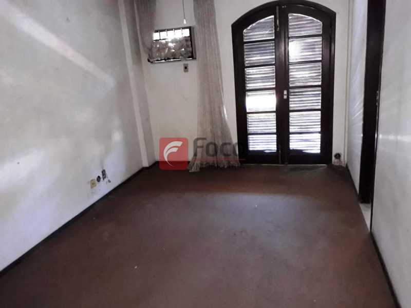 Conheça QUARTO CASA 1 do imóvel - Casa à venda Rua Hermenegildo de Barros,Santa Teresa, Rio de Janeiro - R$ 1.400.000 - FLCA90007 - 6 QUARTO CASA 1 - Casa à venda Rua Hermenegildo de Barros,Santa Teresa, Rio de Janeiro - R$ 1.400.000 - FLCA90007 - 6