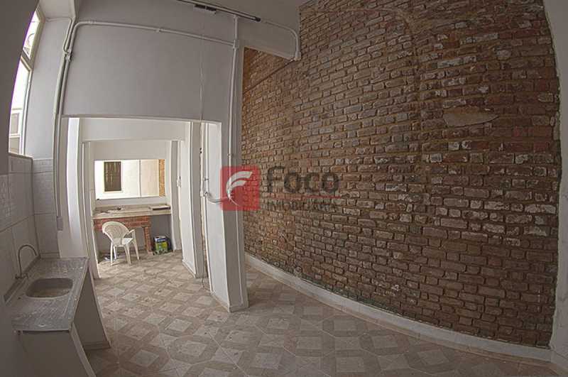 Conheça COZINHA do imóvel - Casa Comercial 246m² à venda Rua Joaquim Silva,Centro, Rio de Janeiro - R$ 1.500.000 - FLCC00004 - 7 COZINHA - Casa Comercial 246m² à venda Rua Joaquim Silva,Centro, Rio de Janeiro - R$ 1.500.000 - FLCC00004 - 7