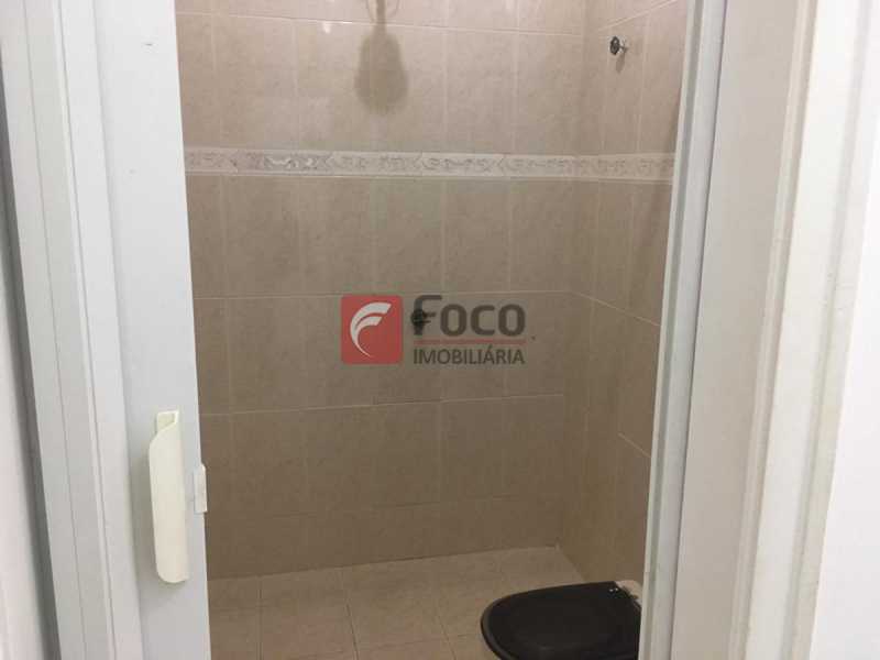 Conheça BANHEIRO do imóvel - Sala Comercial 35m² à venda Rua Alcindo Guanabara,Centro, Rio de Janeiro - R$ 220.000 - FLSL00095 - 19 BANHEIRO - Sala Comercial 35m² à venda Rua Alcindo Guanabara,Centro, Rio de Janeiro - R$ 220.000 - FLSL00095 - 19