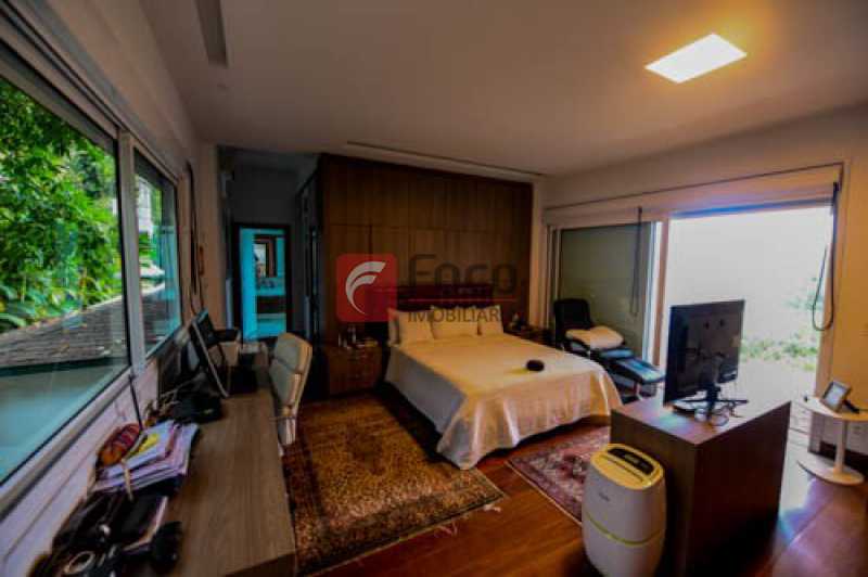 Conheça Suite Máster do imóvel - Casa em Condomínio à venda Rua Poeta Khalil Gibran,Itanhangá, Rio de Janeiro - R$ 3.800.000 - JBCN40007 - 10 Suite Máster - Casa em Condomínio à venda Rua Poeta Khalil Gibran,Itanhangá, Rio de Janeiro - R$ 3.800.000 - JBCN40007 - 10