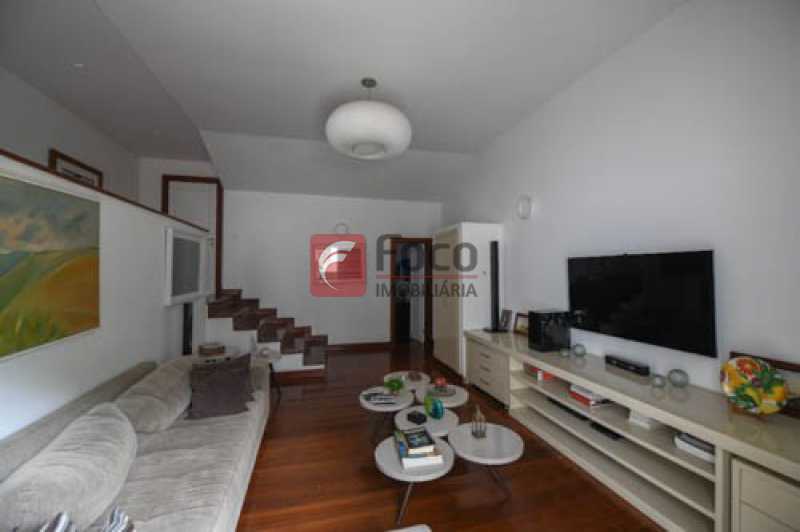 Conheça sala Tv do imóvel - Casa em Condomínio à venda Rua Poeta Khalil Gibran,Itanhangá, Rio de Janeiro - R$ 3.800.000 - JBCN40007 - 6 sala Tv - Casa em Condomínio à venda Rua Poeta Khalil Gibran,Itanhangá, Rio de Janeiro - R$ 3.800.000 - JBCN40007 - 6