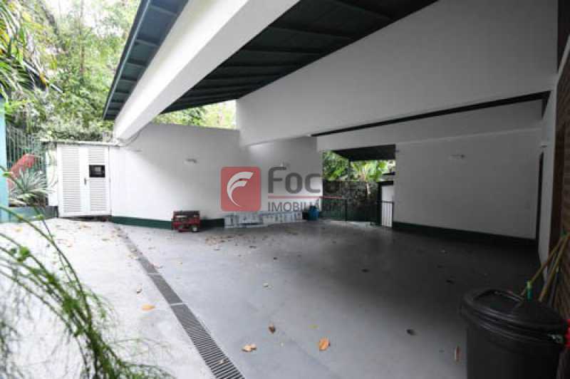 Conheça Garagem do imóvel - Casa em Condomínio à venda Rua Poeta Khalil Gibran,Itanhangá, Rio de Janeiro - R$ 3.800.000 - JBCN40007 - 21 Garagem - Casa em Condomínio à venda Rua Poeta Khalil Gibran,Itanhangá, Rio de Janeiro - R$ 3.800.000 - JBCN40007 - 21