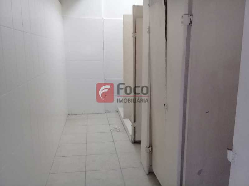 Conheça BANHEIRO do imóvel - Prédio 2680m² à venda Rua do Resende,Centro, Rio de Janeiro - R$ 13.000.000 - JBPR00005 - 10 BANHEIRO - Prédio 2680m² à venda Rua do Resende,Centro, Rio de Janeiro - R$ 13.000.000 - JBPR00005 - 10