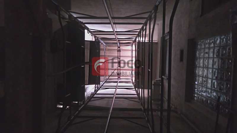 Conheça ELEVADOR DE CARGA do imóvel - Prédio 2680m² à venda Rua do Resende,Centro, Rio de Janeiro - R$ 13.000.000 - JBPR00005 - 28 ELEVADOR DE CARGA - Prédio 2680m² à venda Rua do Resende,Centro, Rio de Janeiro - R$ 13.000.000 - JBPR00005 - 28