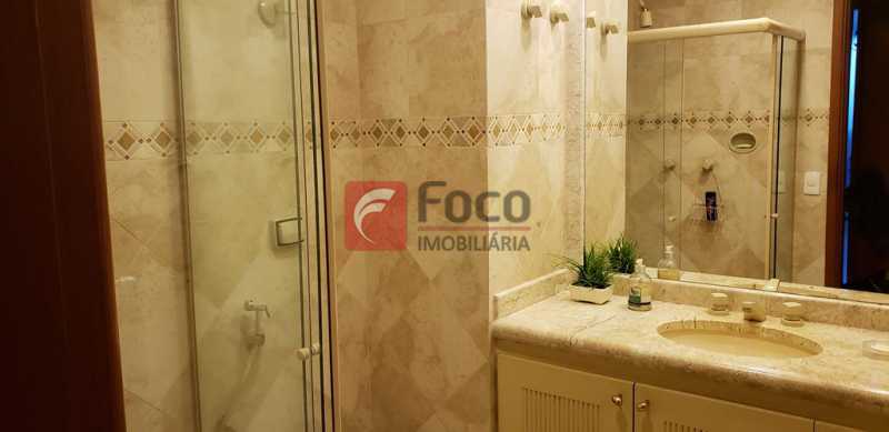 Conheça BANHEIRO SUÍTE do imóvel - Cobertura à venda Praia de Botafogo,Botafogo, Rio de Janeiro - R$ 3.500.000 - JBCO30182 - 11 BANHEIRO SUÍTE - Cobertura à venda Praia de Botafogo,Botafogo, Rio de Janeiro - R$ 3.500.000 - JBCO30182 - 11
