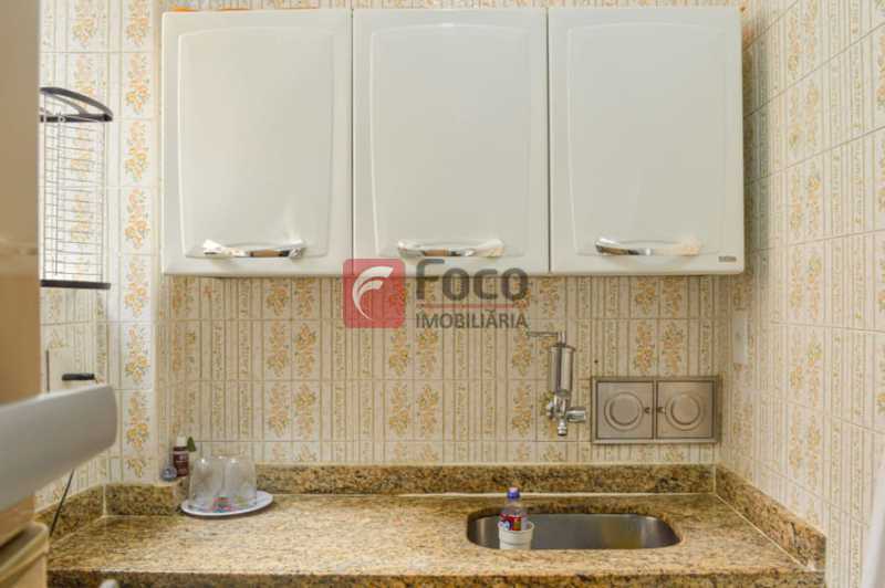Conheça COZINHA do imóvel - Apartamento à venda Rua Artur Bernardes,Catete, Rio de Janeiro - R$ 560.000 - JBAP10373 - 22 COZINHA - Apartamento à venda Rua Artur Bernardes,Catete, Rio de Janeiro - R$ 560.000 - JBAP10373 - 22