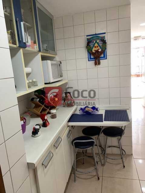 Conheça COZINHA do imóvel - Cobertura à venda Rua das Laranjeiras,Laranjeiras, Rio de Janeiro - R$ 1.600.000 - JBCO30193 - 18 COZINHA - Cobertura à venda Rua das Laranjeiras,Laranjeiras, Rio de Janeiro - R$ 1.600.000 - JBCO30193 - 18