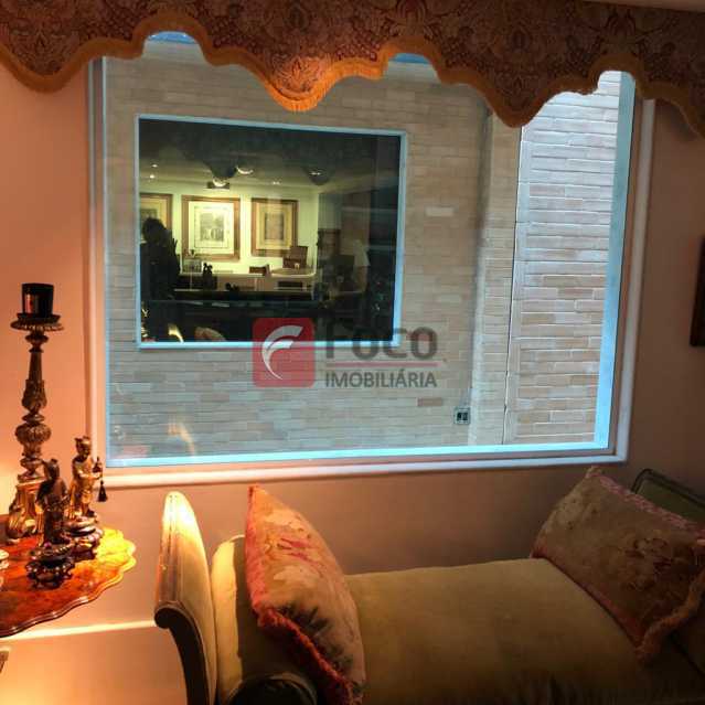 Conheça 3. do imóvel - Casa 4 quartos à venda Jardim Botânico, Rio de Janeiro - R$ 5.500.000 - JBCA40065 - 8 3. - Casa 4 quartos à venda Jardim Botânico, Rio de Janeiro - R$ 5.500.000 - JBCA40065 - 8