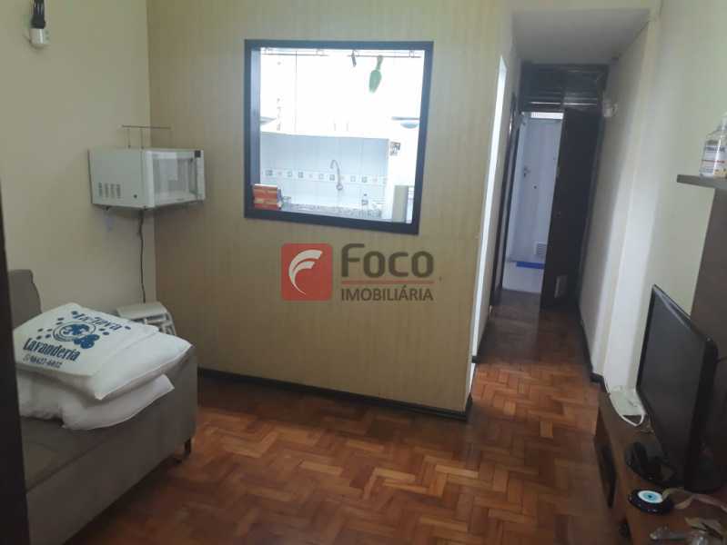 Conheça sala do imóvel - Kitnet/Conjugado 30m² à venda Catete, Rio de Janeiro - R$ 330.000 - JBKI00129 - 1 sala - Kitnet/Conjugado 30m² à venda Catete, Rio de Janeiro - R$ 330.000 - JBKI00129 - 1