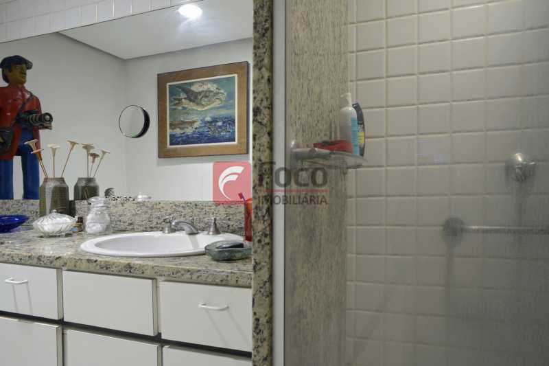 Conheça banheiro_GRI2038_- do imóvel - Cobertura à venda Rua Voluntários da Pátria,Botafogo, Rio de Janeiro - R$ 1.700.000 - JBCO40100 - 26 banheiro_GRI2038_- - Cobertura à venda Rua Voluntários da Pátria,Botafogo, Rio de Janeiro - R$ 1.700.000 - JBCO40100 - 26
