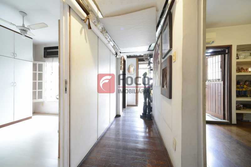 Conheça corredor_GRI2192_- do imóvel - Cobertura à venda Rua Voluntários da Pátria,Botafogo, Rio de Janeiro - R$ 1.700.000 - JBCO40100 - 27 corredor_GRI2192_- - Cobertura à venda Rua Voluntários da Pátria,Botafogo, Rio de Janeiro - R$ 1.700.000 - JBCO40100 - 27