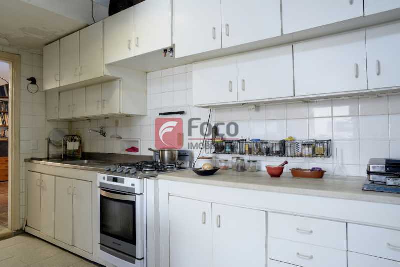 Conheça cozinha_GRI2124_5_6_fused_- do imóvel - Cobertura à venda Rua Voluntários da Pátria,Botafogo, Rio de Janeiro - R$ 1.700.000 - JBCO40100 - 21 cozinha_GRI2124_5_6_fused_- - Cobertura à venda Rua Voluntários da Pátria,Botafogo, Rio de Janeiro - R$ 1.700.000 - JBCO40100 - 21