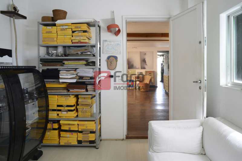 Conheça escritório_GRI2060_- do imóvel - Cobertura à venda Rua Voluntários da Pátria,Botafogo, Rio de Janeiro - R$ 1.700.000 - JBCO40100 - 16 escritório_GRI2060_- - Cobertura à venda Rua Voluntários da Pátria,Botafogo, Rio de Janeiro - R$ 1.700.000 - JBCO40100 - 16