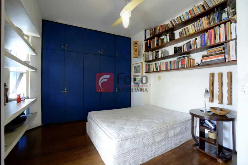 Conheça quarto azul_GRI2195_7_fused_- do imóvel - Cobertura à venda Rua Voluntários da Pátria,Botafogo, Rio de Janeiro - R$ 1.700.000 - JBCO40100 - 11 quarto azul_GRI2195_7_fused_- - Cobertura à venda Rua Voluntários da Pátria,Botafogo, Rio de Janeiro - R$ 1.700.000 - JBCO40100 - 11