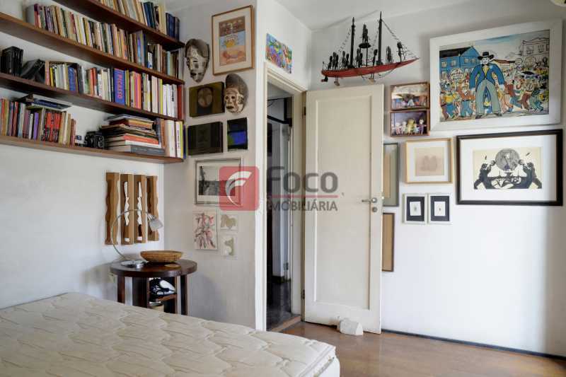 Conheça quarto azul_GRI2203_4_5_fused_ do imóvel - Cobertura à venda Rua Voluntários da Pátria,Botafogo, Rio de Janeiro - R$ 1.700.000 - JBCO40100 - 13 quarto azul_GRI2203_4_5_fused_ - Cobertura à venda Rua Voluntários da Pátria,Botafogo, Rio de Janeiro - R$ 1.700.000 - JBCO40100 - 13