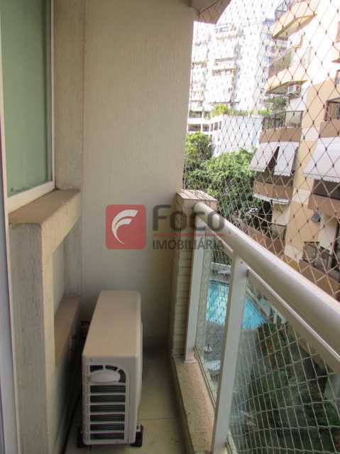Conheça VARANDA do imóvel - Cobertura à venda Rua Pio Correia,Jardim Botânico, Rio de Janeiro - R$ 1.680.000 - JBCO30218 - 5 VARANDA - Cobertura à venda Rua Pio Correia,Jardim Botânico, Rio de Janeiro - R$ 1.680.000 - JBCO30218 - 5