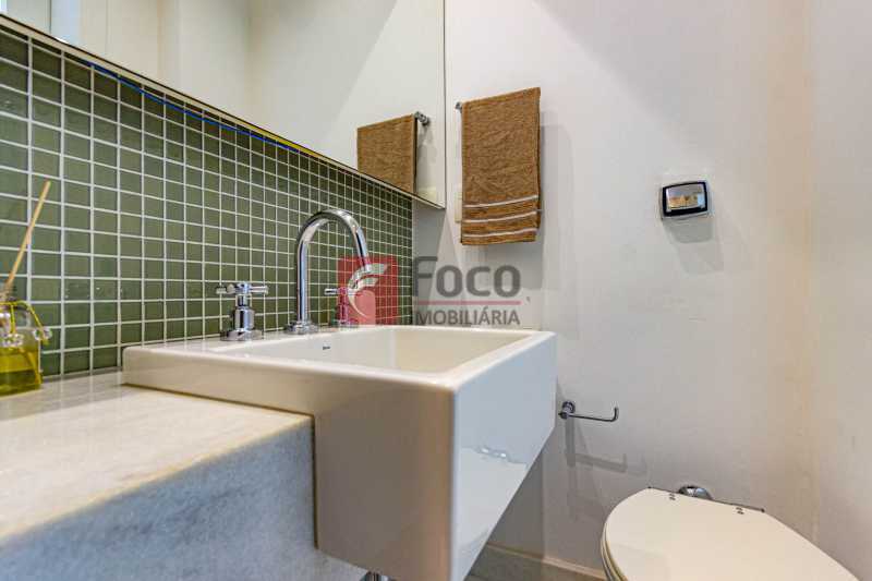 Banheiros 5 - Apartamento à venda Avenida Epitácio Pessoa,Lagoa, Rio de Janeiro - R$ 1.310.000 - JBAP21369 - 20