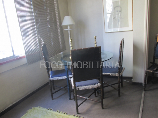 Conheça SALA do imóvel - Apartamento à venda Avenida Nossa Senhora de Copacabana,Copacabana, Rio de Janeiro - R$ 870.000 - FLAP30268 - 5 SALA - Apartamento à venda Avenida Nossa Senhora de Copacabana,Copacabana, Rio de Janeiro - R$ 870.000 - FLAP30268 - 5