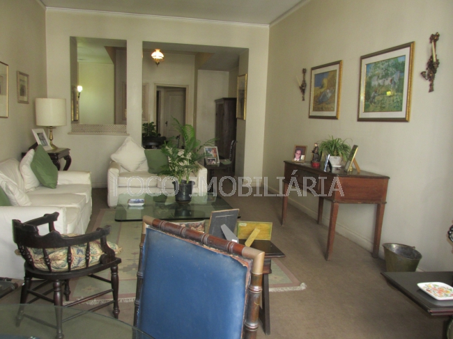 Conheça SALA do imóvel - Apartamento à venda Avenida Nossa Senhora de Copacabana,Copacabana, Rio de Janeiro - R$ 870.000 - FLAP30268 - 3 SALA - Apartamento à venda Avenida Nossa Senhora de Copacabana,Copacabana, Rio de Janeiro - R$ 870.000 - FLAP30268 - 3