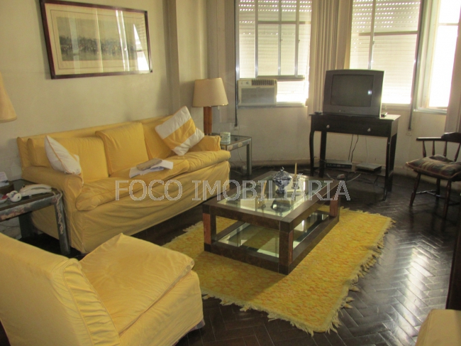 Conheça SALA do imóvel - Apartamento à venda Avenida Nossa Senhora de Copacabana,Copacabana, Rio de Janeiro - R$ 870.000 - FLAP30268 - 6 SALA - Apartamento à venda Avenida Nossa Senhora de Copacabana,Copacabana, Rio de Janeiro - R$ 870.000 - FLAP30268 - 6