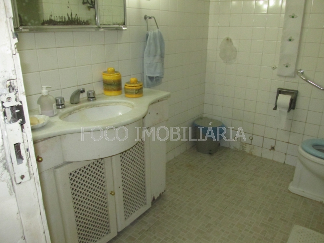 BANHEIRO - Apartamento à venda Avenida Nossa Senhora de Copacabana,Copacabana, Rio de Janeiro - R$ 870.000 - FLAP30268 - 17