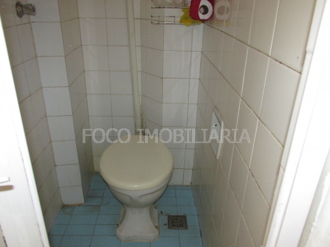 Conheça BANHEIRO EMPREGADA do imóvel - Apartamento à venda Avenida Nossa Senhora de Copacabana,Copacabana, Rio de Janeiro - R$ 870.000 - FLAP30268 - 23 BANHEIRO EMPREGADA - Apartamento à venda Avenida Nossa Senhora de Copacabana,Copacabana, Rio de Janeiro - R$ 870.000 - FLAP30268 - 23