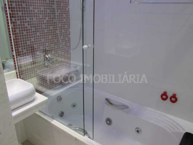 Conheça BANHEIRO do imóvel - Kitnet/Conjugado 30m² à venda Avenida Prado Júnior,Copacabana, Rio de Janeiro - R$ 580.000 - FLKI00141 - 12 BANHEIRO - Kitnet/Conjugado 30m² à venda Avenida Prado Júnior,Copacabana, Rio de Janeiro - R$ 580.000 - FLKI00141 - 12