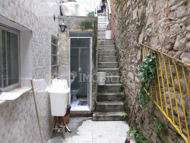 Conheça ACESSO TERRAÇO do imóvel - FLCA90002 - 19 ACESSO TERRAÇO - FLCA90002 - 19