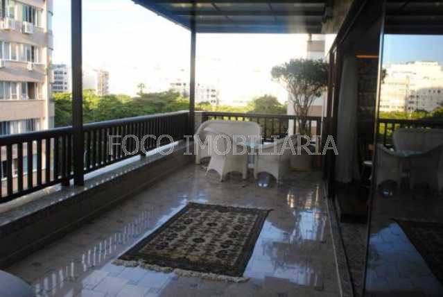 Conheça VARANDA do imóvel - Cobertura à venda Rua Prudente de Morais,Ipanema, Rio de Janeiro - R$ 9.000.000 - FLCO60006 - 7 VARANDA - Cobertura à venda Rua Prudente de Morais,Ipanema, Rio de Janeiro - R$ 9.000.000 - FLCO60006 - 7
