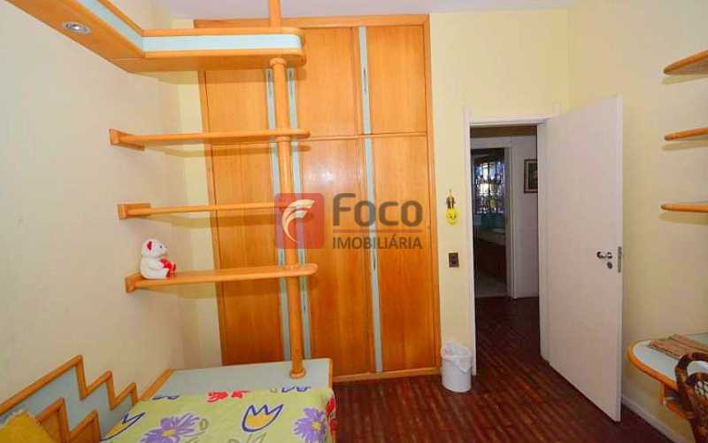 Conheça QUARTO do imóvel - FA32293 - 17 QUARTO - FA32293 - 17