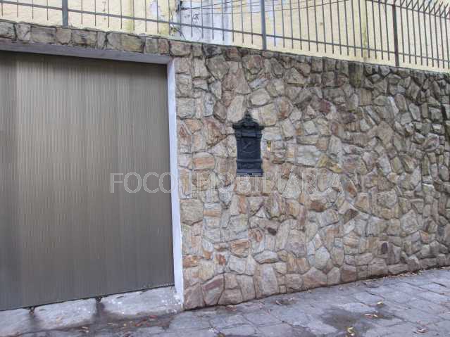Conheça FACHADA do imóvel - Casa à venda Rua Marechal Pires Ferreira,Cosme Velho, Rio de Janeiro - R$ 2.800.000 - FLCA60010 - 23 FACHADA - Casa à venda Rua Marechal Pires Ferreira,Cosme Velho, Rio de Janeiro - R$ 2.800.000 - FLCA60010 - 23