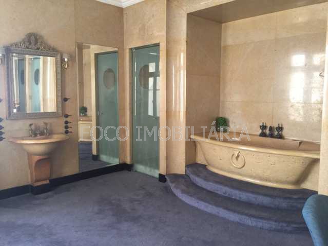 Conheça QUARTO DE BANHO do imóvel - Cobertura à venda Praia do Flamengo,Flamengo, Rio de Janeiro - R$ 16.000.000 - FLCO40035 - 4 QUARTO DE BANHO - Cobertura à venda Praia do Flamengo,Flamengo, Rio de Janeiro - R$ 16.000.000 - FLCO40035 - 4
