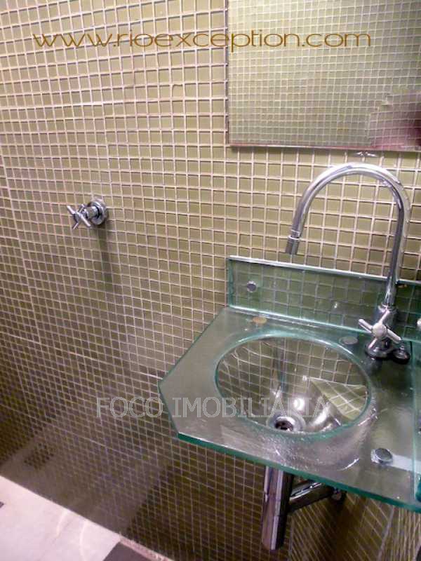 Conheça BANHEIRO SOCIAL do imóvel - Apartamento à venda Rua Joaquim Caetano,Urca, Rio de Janeiro - R$ 1.300.000 - FLAP21047 - 7 BANHEIRO SOCIAL - Apartamento à venda Rua Joaquim Caetano,Urca, Rio de Janeiro - R$ 1.300.000 - FLAP21047 - 7