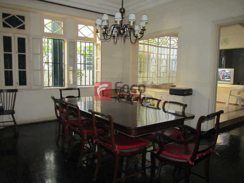 Conheça sala de jantar do imóvel - Casarão tipo Sobrado em Botafogo podendo servir para moradia ou comercial - 5 Quartos - 6 Vagas - JBCA50010 - 5 sala de jantar - Casarão tipo Sobrado em Botafogo podendo servir para moradia ou comercial - 5 Quartos - 6 Vagas - JBCA50010 - 5