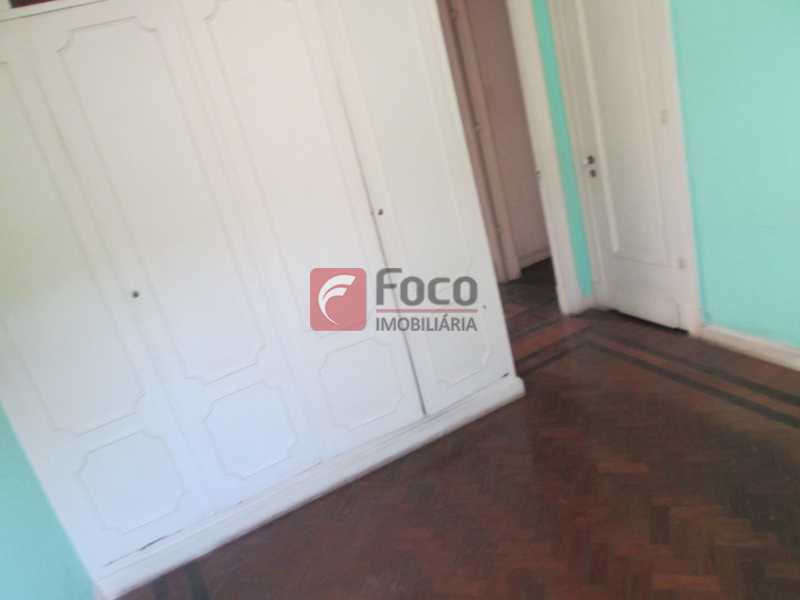 Conheça quarto do imóvel - Casarão tipo Sobrado em Botafogo podendo servir para moradia ou comercial - 5 Quartos - 6 Vagas - JBCA50010 - 15 quarto - Casarão tipo Sobrado em Botafogo podendo servir para moradia ou comercial - 5 Quartos - 6 Vagas - JBCA50010 - 15