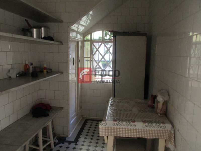 Conheça despensa do imóvel - Casarão tipo Sobrado em Botafogo podendo servir para moradia ou comercial - 5 Quartos - 6 Vagas - JBCA50010 - 29 despensa - Casarão tipo Sobrado em Botafogo podendo servir para moradia ou comercial - 5 Quartos - 6 Vagas - JBCA50010 - 29