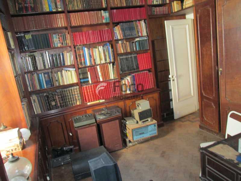 Conheça escritório/quarto do imóvel - Casarão tipo Sobrado em Botafogo podendo servir para moradia ou comercial - 5 Quartos - 6 Vagas - JBCA50010 - 16 escritório/quarto - Casarão tipo Sobrado em Botafogo podendo servir para moradia ou comercial - 5 Quartos - 6 Vagas - JBCA50010 - 16