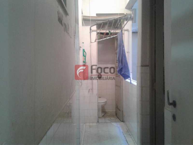 Conheça ÁREA SERVIÇO do imóvel - Oportunidade - Próximo Metrô E Aterro - Sala 2 Quartos Com Dependência - FLAP21262 - 20 ÁREA SERVIÇO - Oportunidade - Próximo Metrô E Aterro - Sala 2 Quartos Com Dependência - FLAP21262 - 20