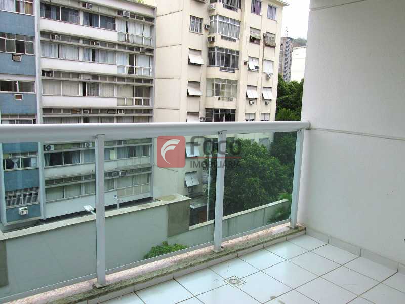 Conheça VARANDA QUARTO do imóvel - FLAP21304 - 10 VARANDA QUARTO - FLAP21304 - 10