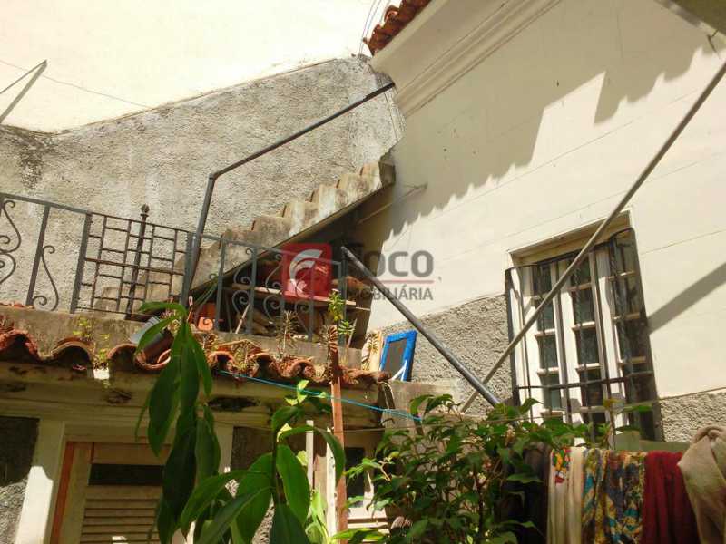 Conheça ACESSO TERRAÇO do imóvel - Casa à venda Rua Dezenove de Fevereiro,Botafogo, Rio de Janeiro - R$ 4.100.000 - FLCA30048 - 21 ACESSO TERRAÇO - Casa à venda Rua Dezenove de Fevereiro,Botafogo, Rio de Janeiro - R$ 4.100.000 - FLCA30048 - 21