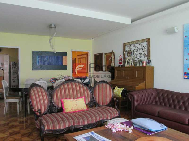 Conheça SALA do imóvel - Apartamento à venda Rua Raimundo Correia,Copacabana, Rio de Janeiro - R$ 1.800.000 - FLAP31321 - 3 SALA - Apartamento à venda Rua Raimundo Correia,Copacabana, Rio de Janeiro - R$ 1.800.000 - FLAP31321 - 3