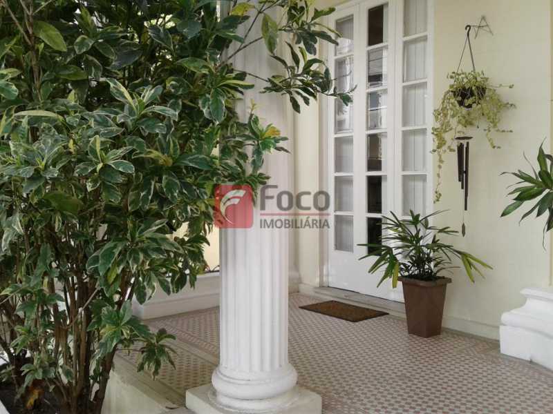 Conheça VARANDA ENTRADA do imóvel - Casa à venda Rua Fernando Osório,Flamengo, Rio de Janeiro - R$ 4.000.000 - FLCA80006 - 4 VARANDA ENTRADA - Casa à venda Rua Fernando Osório,Flamengo, Rio de Janeiro - R$ 4.000.000 - FLCA80006 - 4