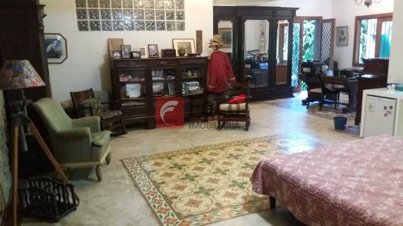 Conheça SUÍTE 1 do imóvel - Casa à venda Rua Mundo Novo,Botafogo, Rio de Janeiro - R$ 4.000.000 - FLCA40056 - 11 SUÍTE 1 - Casa à venda Rua Mundo Novo,Botafogo, Rio de Janeiro - R$ 4.000.000 - FLCA40056 - 11