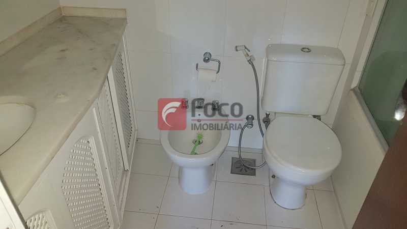 Conheça BANHEIRO do imóvel - FLAP40380 - 10 BANHEIRO - FLAP40380 - 10