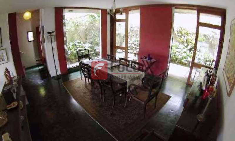 Conheça 2 do imóvel - Mansão com Vista Panorâmica para o Mar, Lagoa, Pão de Açúcar, Corcovado e Morro 02 Irmãos. Segurança. - JBCA80004 - 4 2 - Mansão com Vista Panorâmica para o Mar, Lagoa, Pão de Açúcar, Corcovado e Morro 02 Irmãos. Segurança. - JBCA80004 - 4