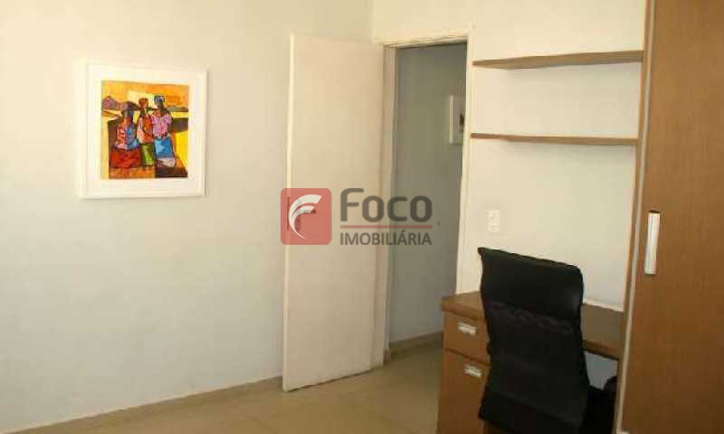 Conheça SALA do imóvel - Posto 6 a uma quadra da Praia. Conjugadão dividido em quarto e sala. Pertinho do Metrô Cantagalo. - JBKI00075 - 7 SALA - Posto 6 a uma quadra da Praia. Conjugadão dividido em quarto e sala. Pertinho do Metrô Cantagalo. - JBKI00075 - 7