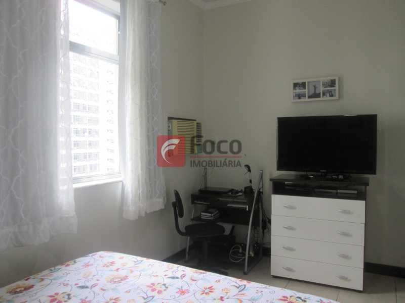 Conheça QUARTO do imóvel - Amplo Imóvel Junto À Lagoa - Ótimo Prédio Gradeado e Ajardinado - Sala & 3 Qts. Com Dependência - FLAP31658 - 14 QUARTO - Amplo Imóvel Junto À Lagoa - Ótimo Prédio Gradeado e Ajardinado - Sala & 3 Qts. Com Dependência - FLAP31658 - 14