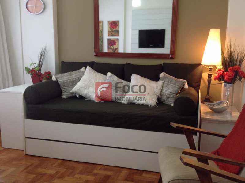 Conheça SALA do imóvel - Ótima Localização, perto Metrô Jardim de Alah e Shopping Leblon - Sala Quarto Reformado. - JBAP10211 - 4 SALA - Ótima Localização, perto Metrô Jardim de Alah e Shopping Leblon - Sala Quarto Reformado. - JBAP10211 - 4