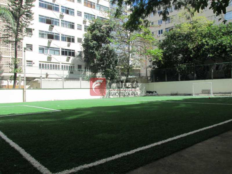 Conheça CAMPO DE FUTEBOL do imóvel - Ótima Localização, perto Metrô Jardim de Alah e Shopping Leblon - Sala Quarto Reformado. - JBAP10211 - 27 CAMPO DE FUTEBOL - Ótima Localização, perto Metrô Jardim de Alah e Shopping Leblon - Sala Quarto Reformado. - JBAP10211 - 27